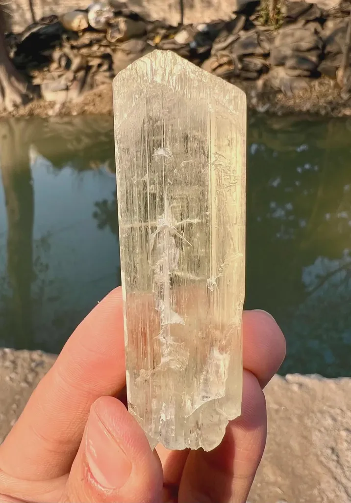 Triphane Kunzite from Afghanistan - image 6