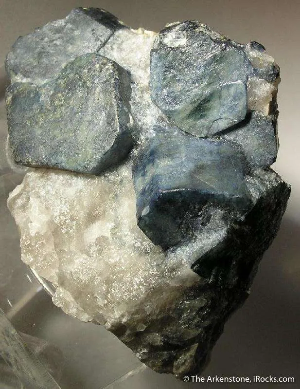 Triphylite image
