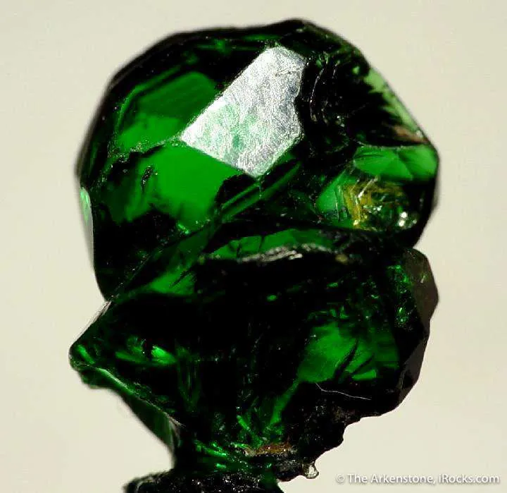 Tsavorite Garnet image