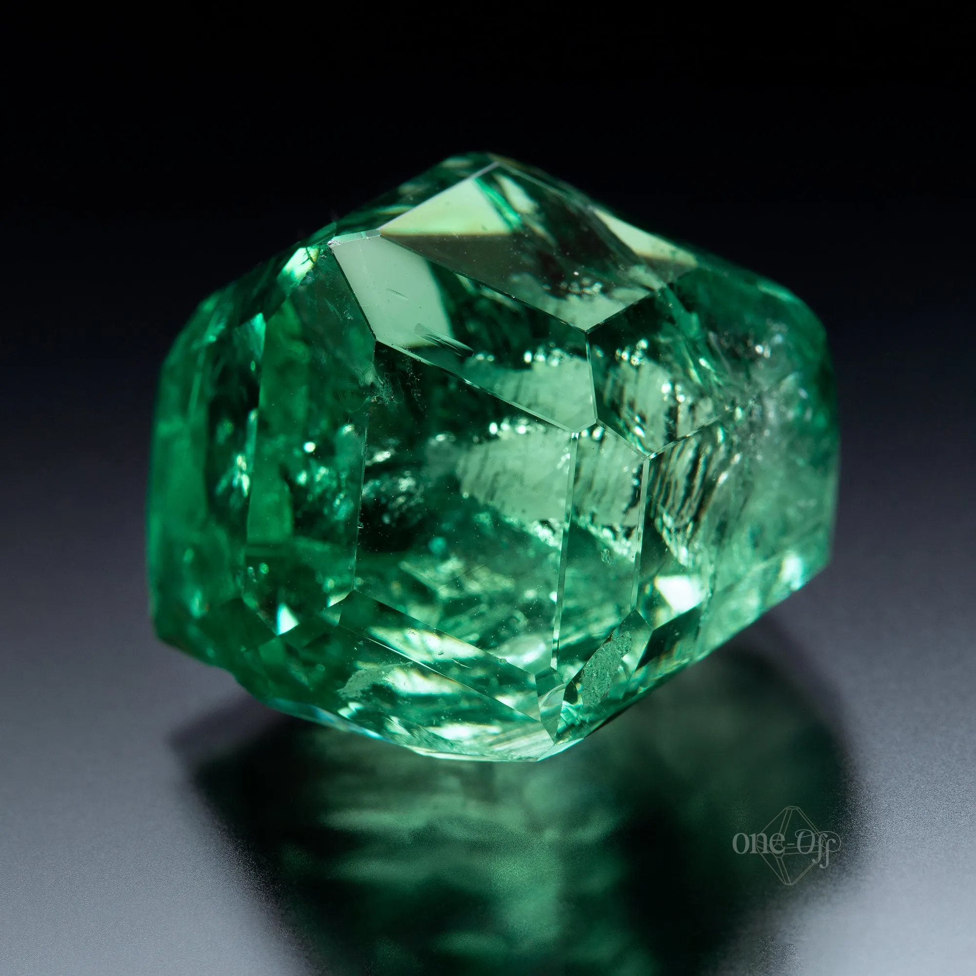 Tsavorite (Grossular) Garnet - image 1