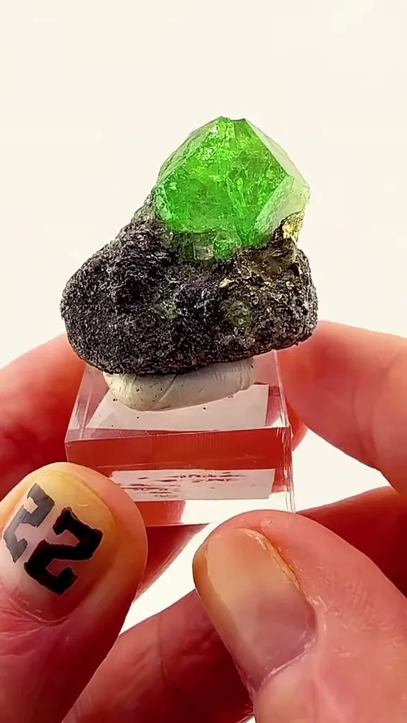 Tsavorite ON Graphite — TANZANIAN GREEN MAGIC image