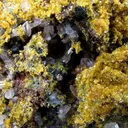 Tsumcorite on Quartz - image 3