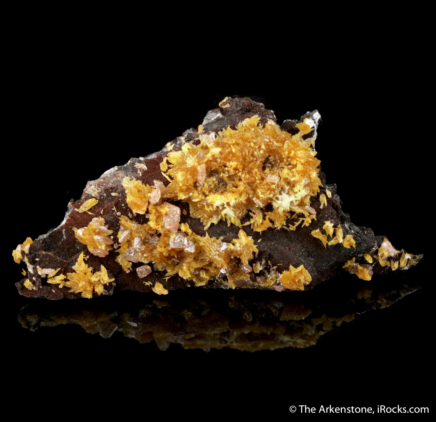 Tsumcorite (Type Locality) - image 1