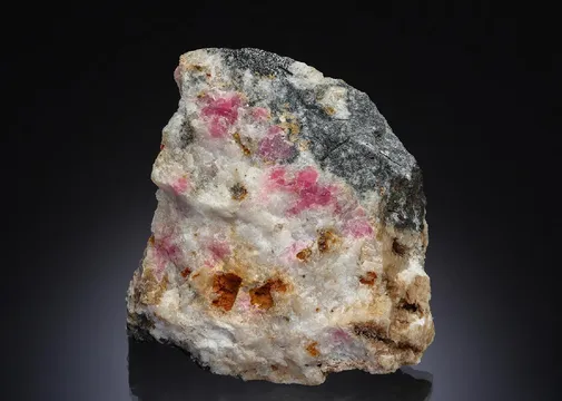 TUGTUPITE with Chkalovite