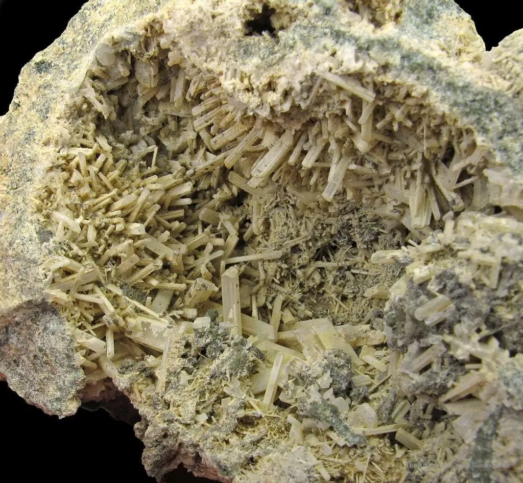 Tuscanite - image 1