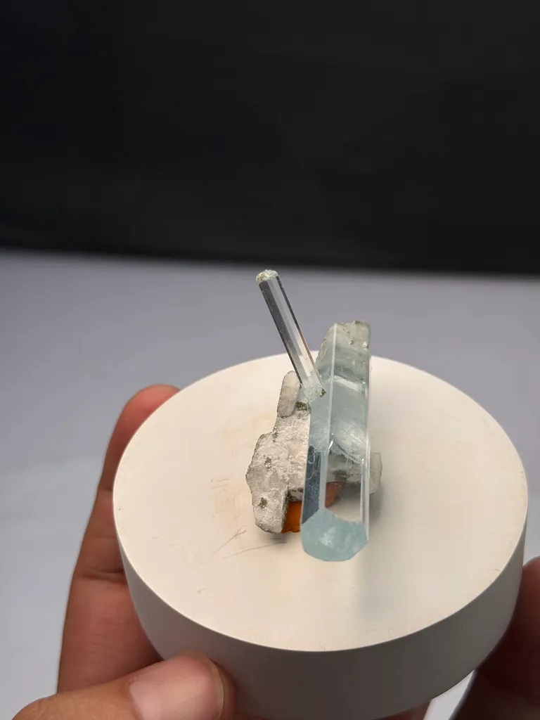 Twin Aquamarine Crystal From Shigar valley - image 3