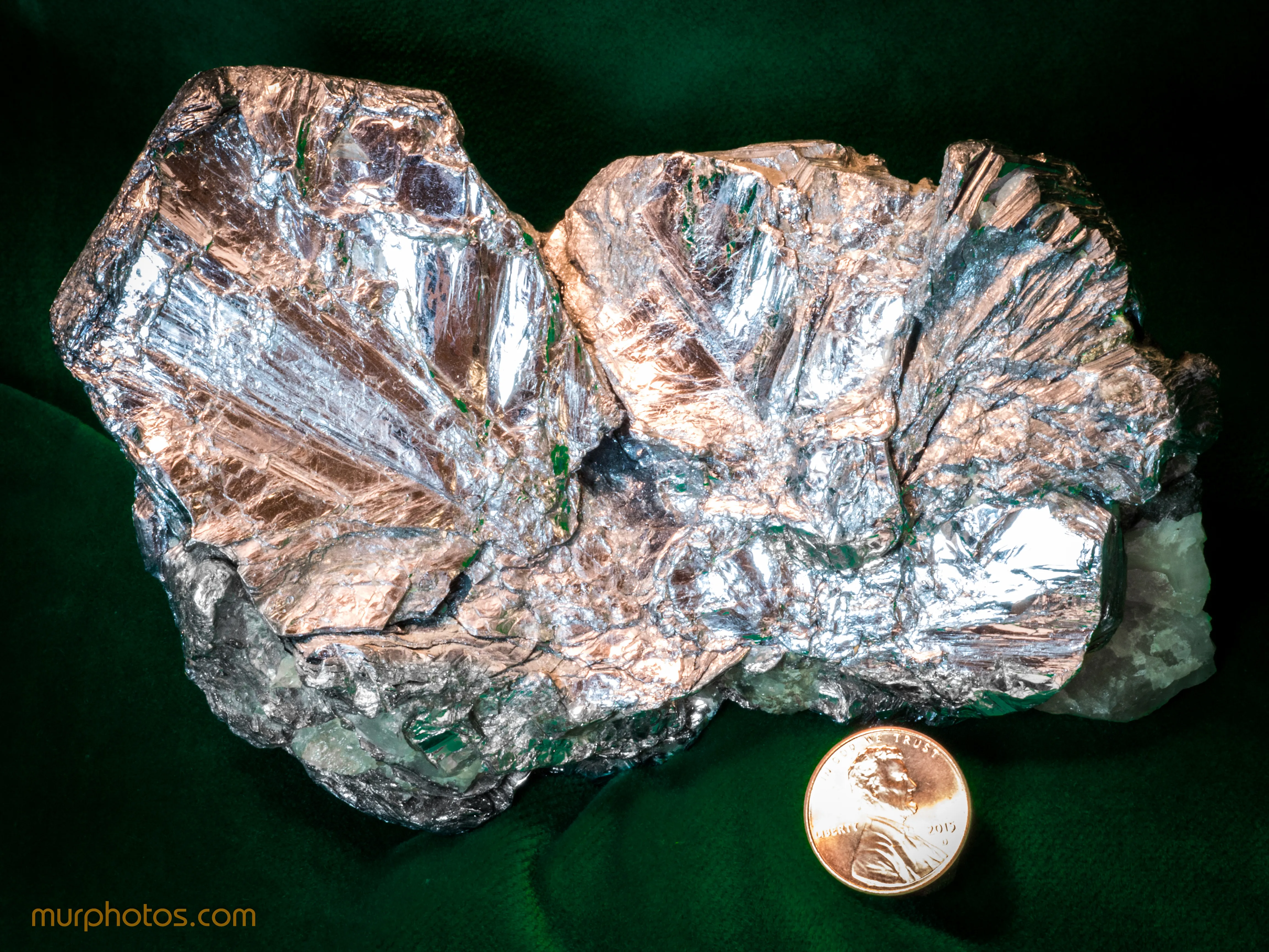 Twined Molybdenite grouping - image 2