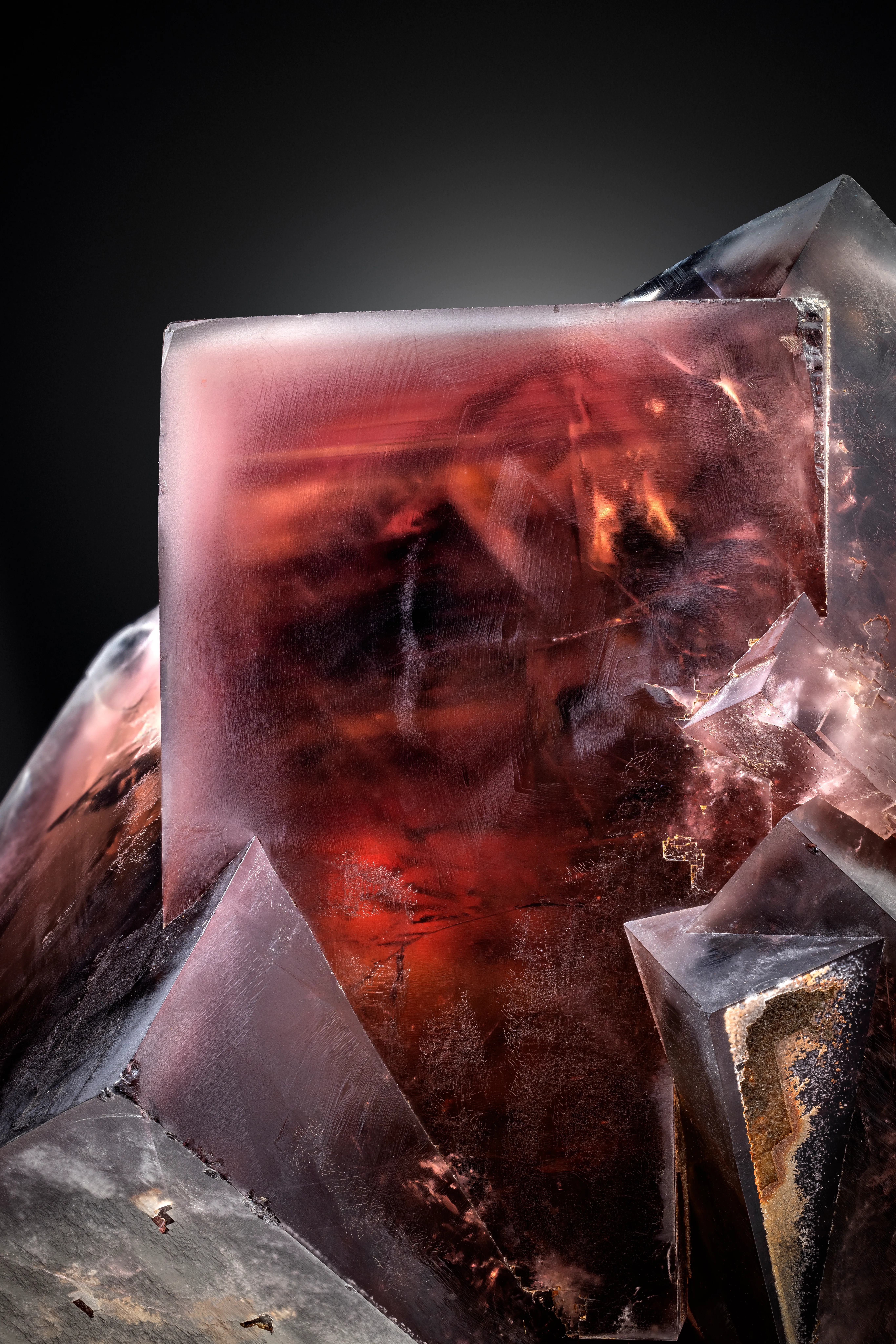 Twinned Fluorite - image 2