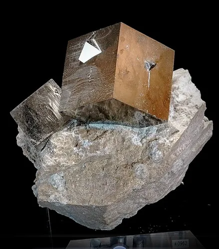 Twinned Pyrite image
