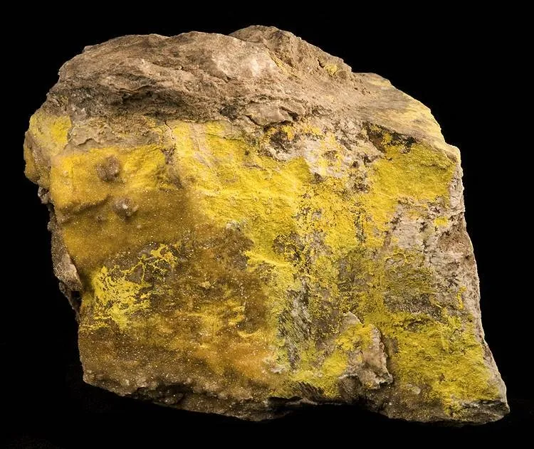 Tyuyamunite, Calcite image