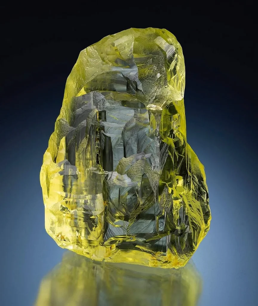 UKRAINIAN Heliodor MAGIC — THAT COLOR! image