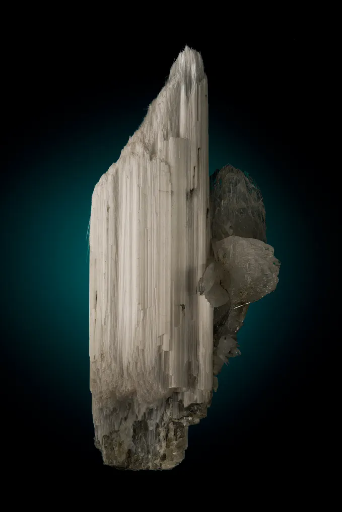 Ulexite with Colemanite image
