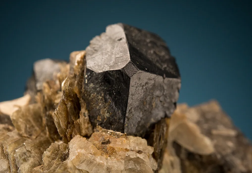Uraninite with Muscovite - image 2