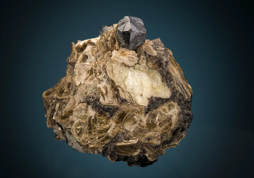 Uraninite with Muscovite image