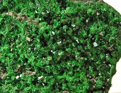 Uvarovite - image 2