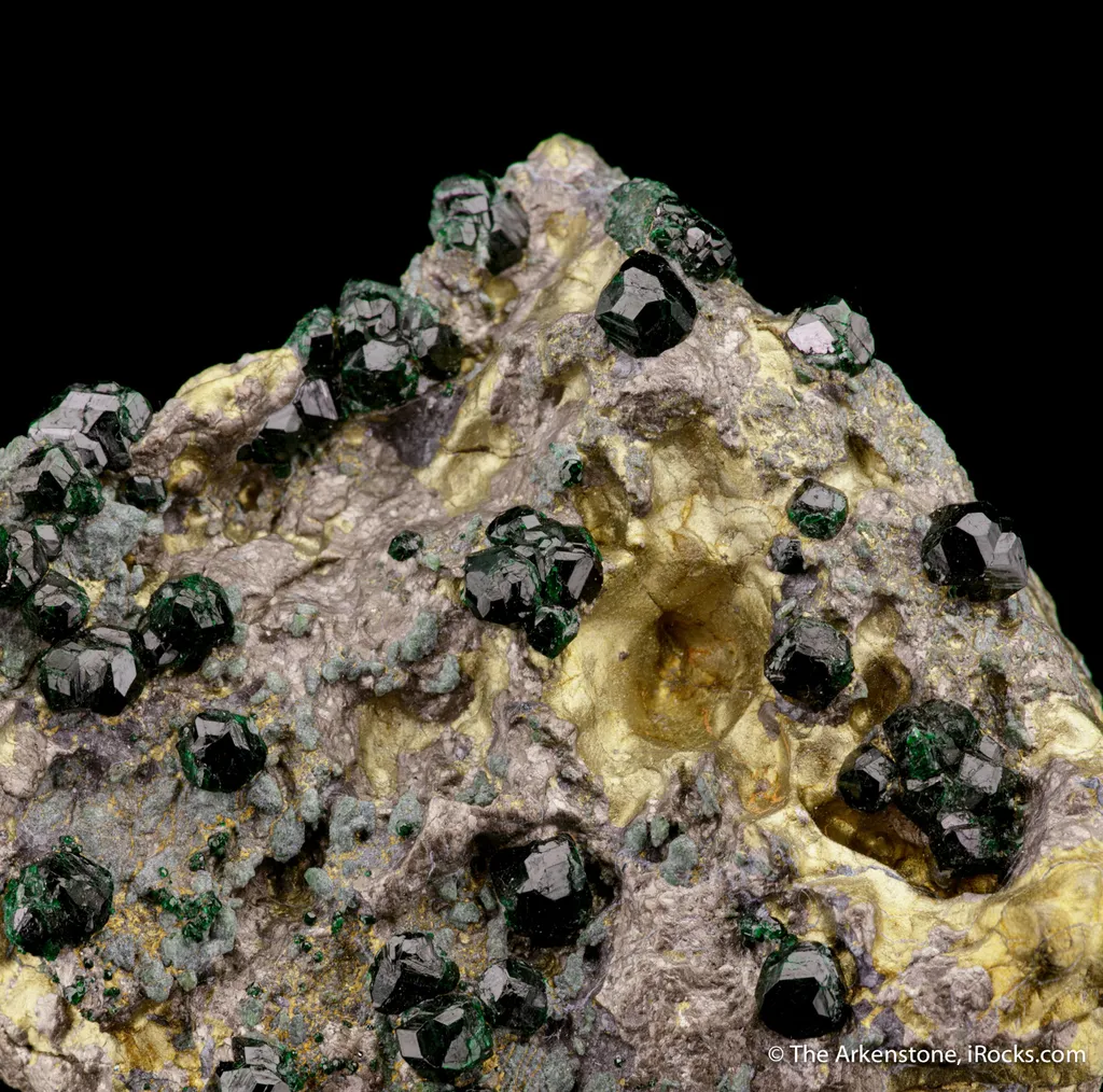 Uvarovite Garnet - image 2