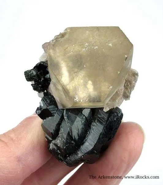 Uvite and Dolomite - image 6