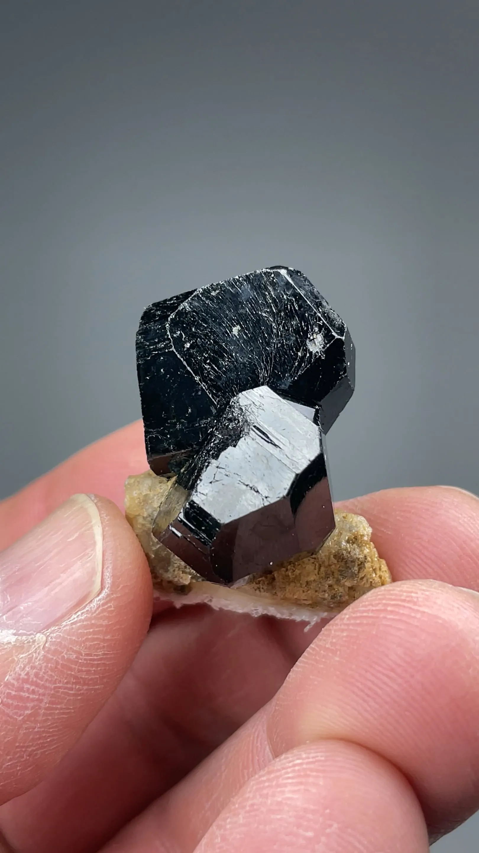 Uvite-Dravite - image 2