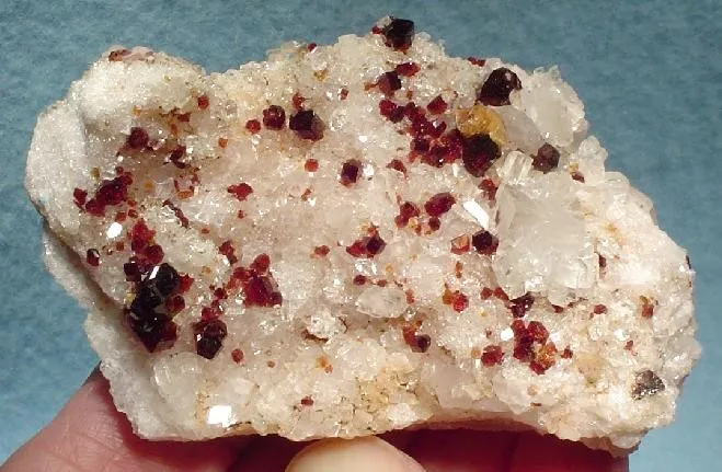 Uvite, Florencite, Magnesite image