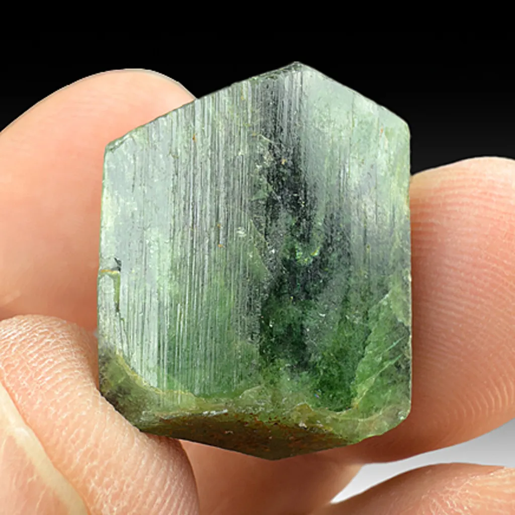 Uvite - Fluor-Uvite (1472) image