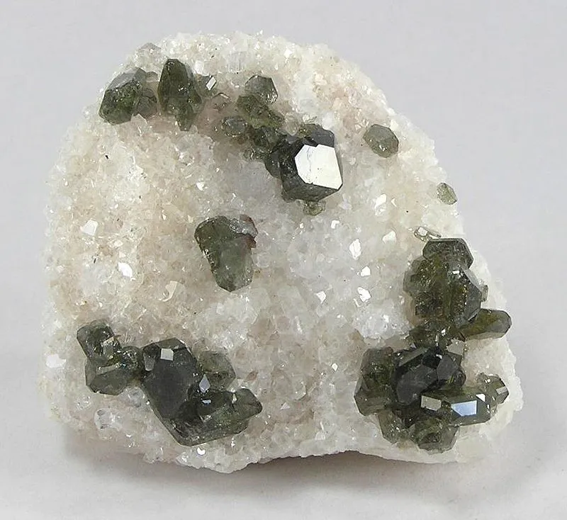 Uvite, Magnesite image
