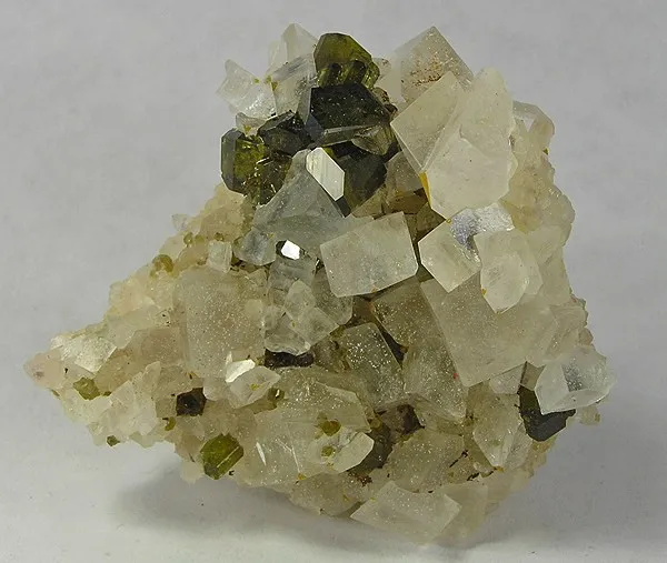 Uvite, Magnesite image