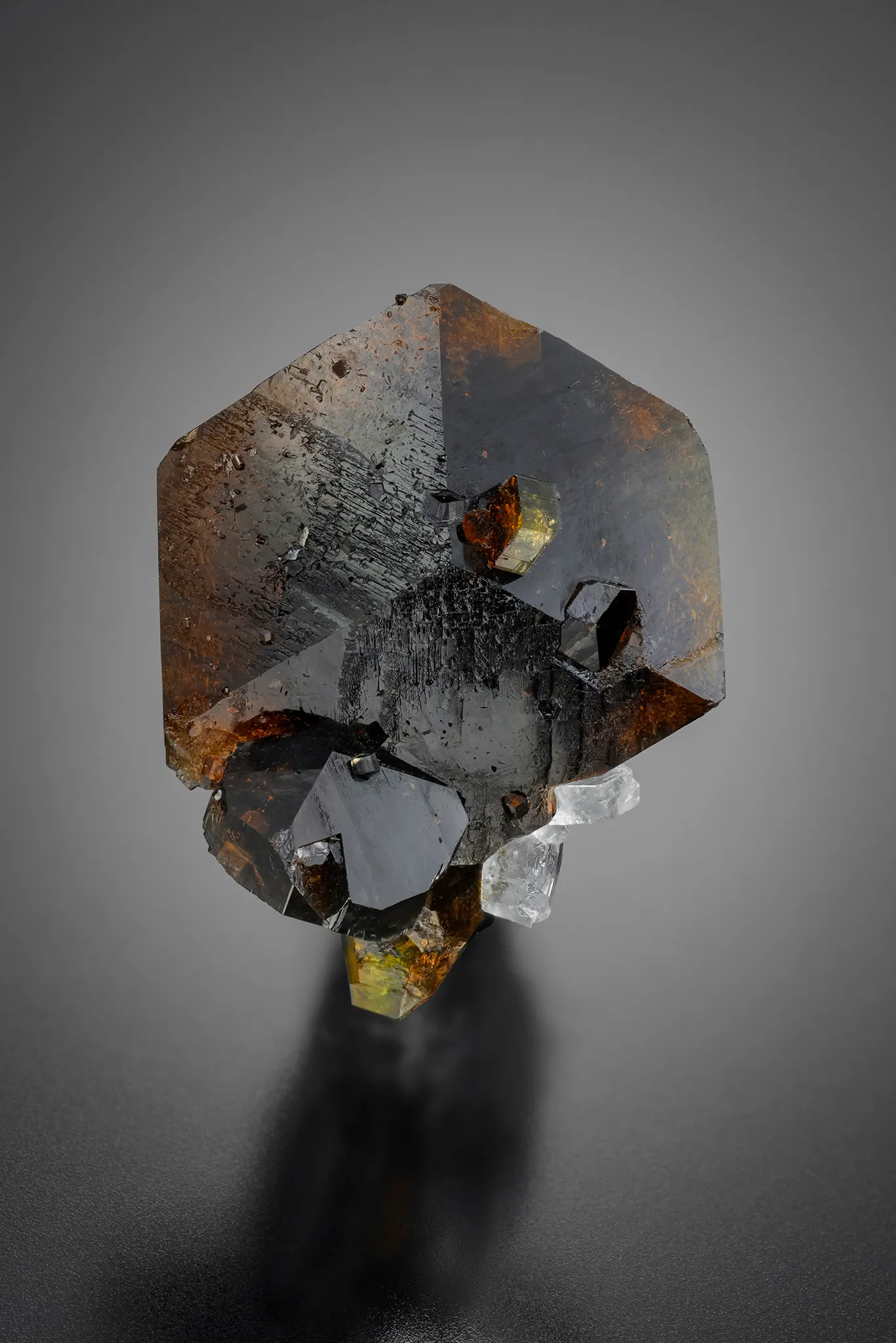 Uvite, Magnesite - image 1