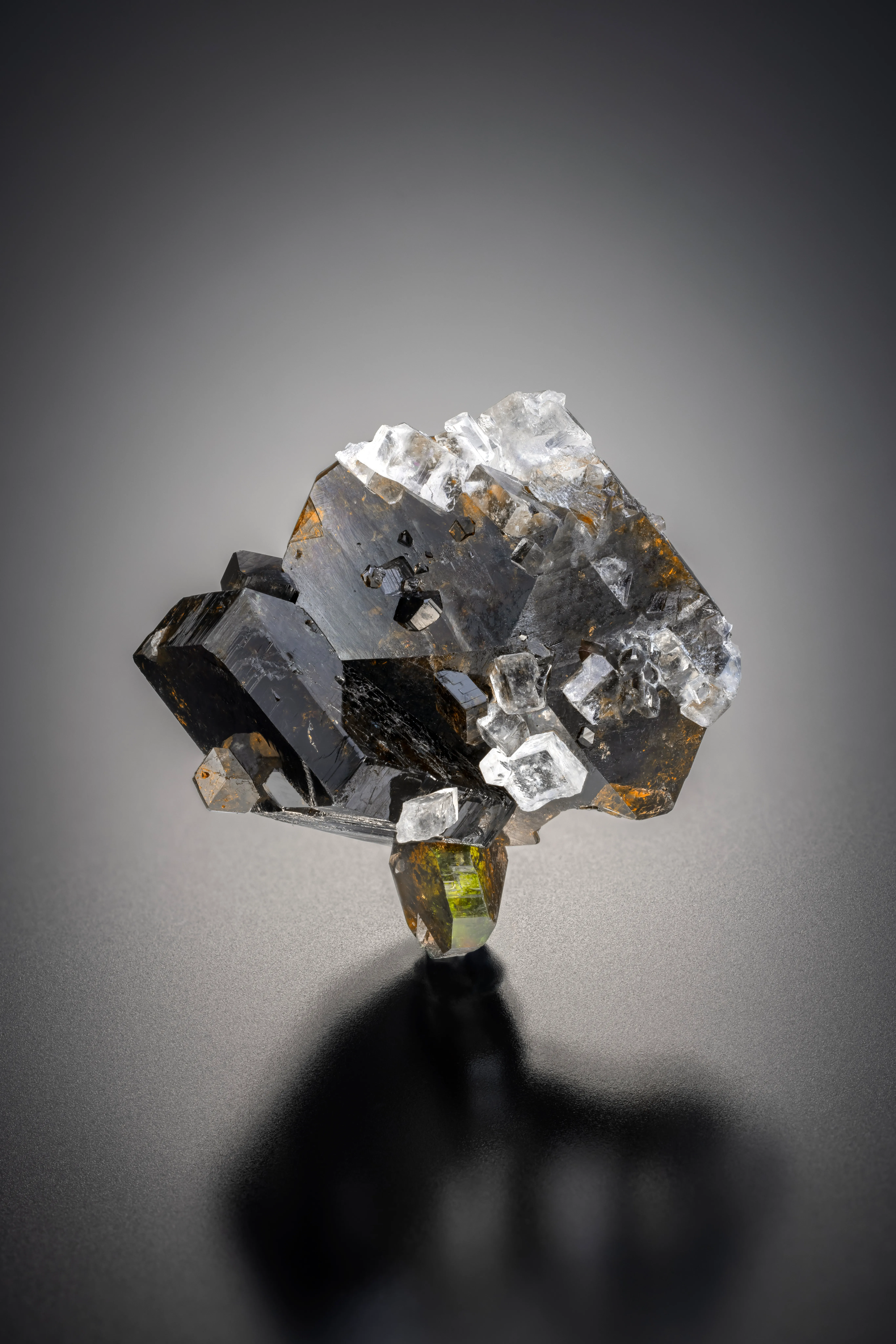 Uvite, Magnesite - image 2