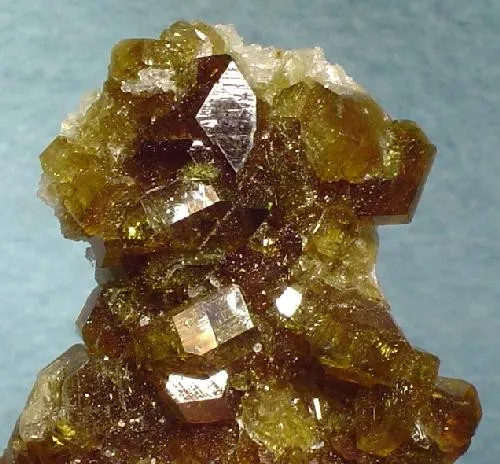Uvite, Magnesite - image 2