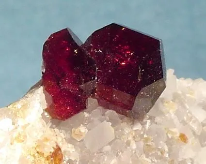Uvite, Magnesite - image 2