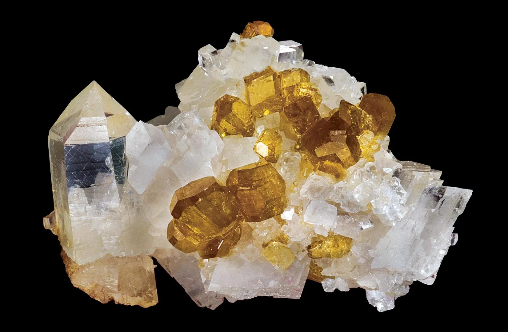 Uvite, Magnesite, Quartz - image 1