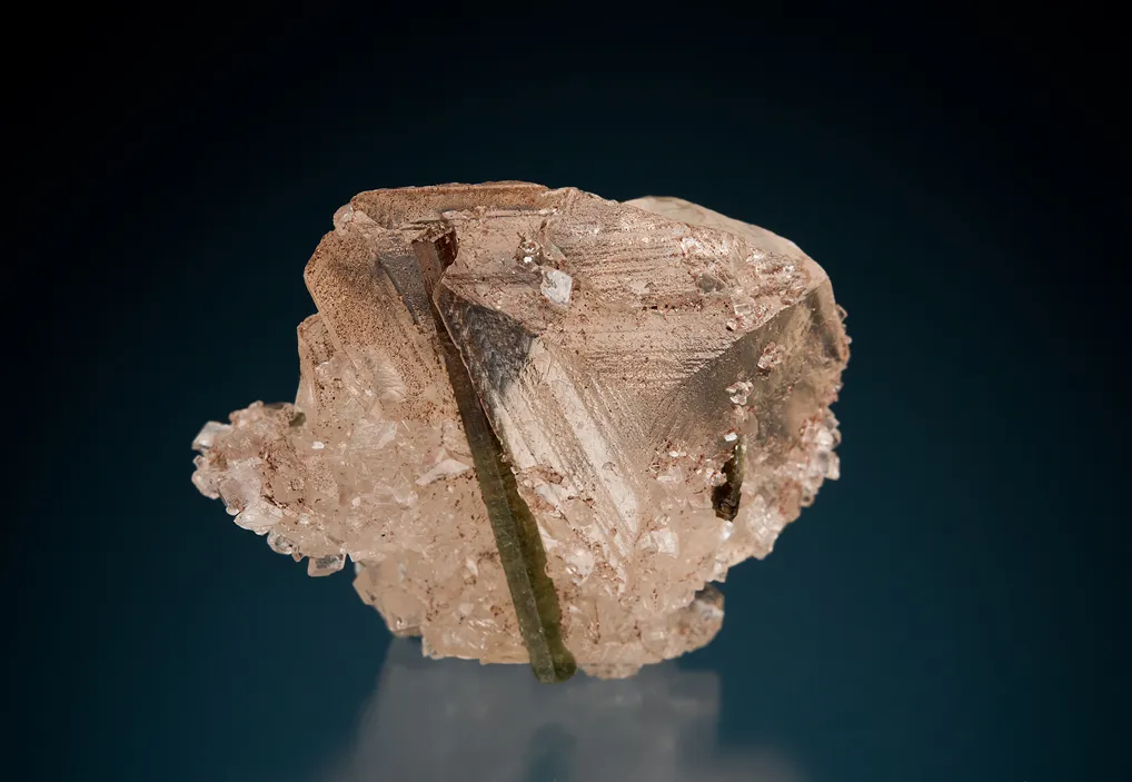 Uvite on Dolomite image