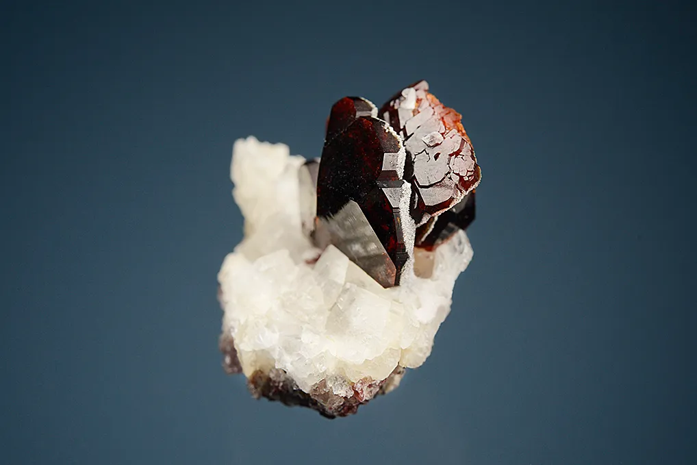 Uvite on Magnesite - image 3