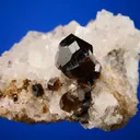 Uvite on Magnesite - image 4