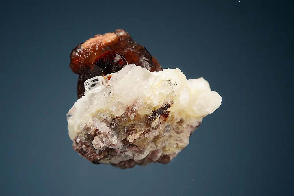 Uvite on Magnesite - image 2