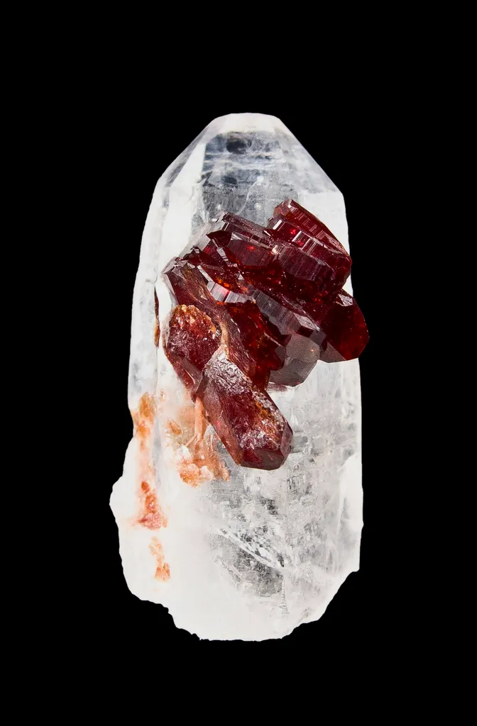 Uvite on Quartz image
