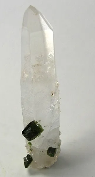 Uvite, Quartz image