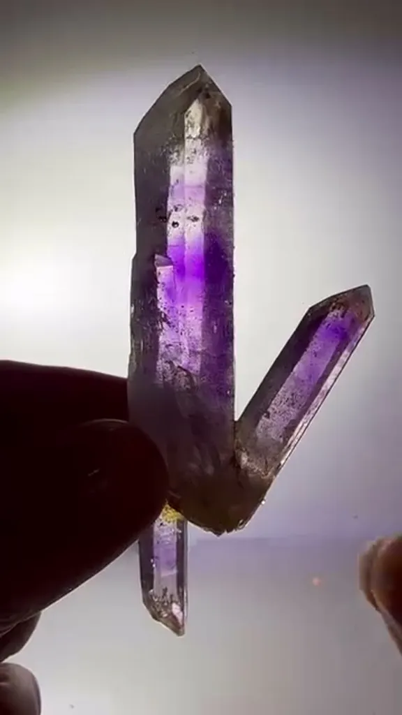 Valentine Pocket Little Rocket Amethyst image