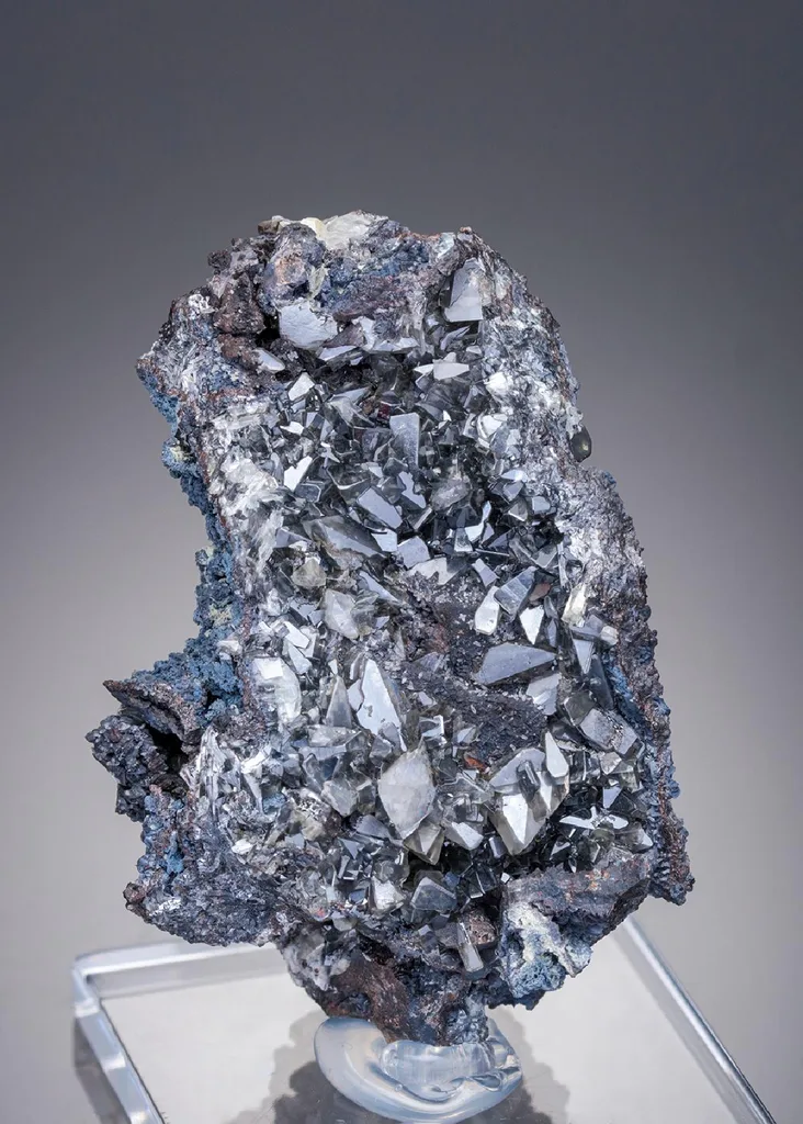 Valentinite image