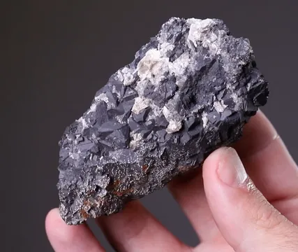 Valentinite