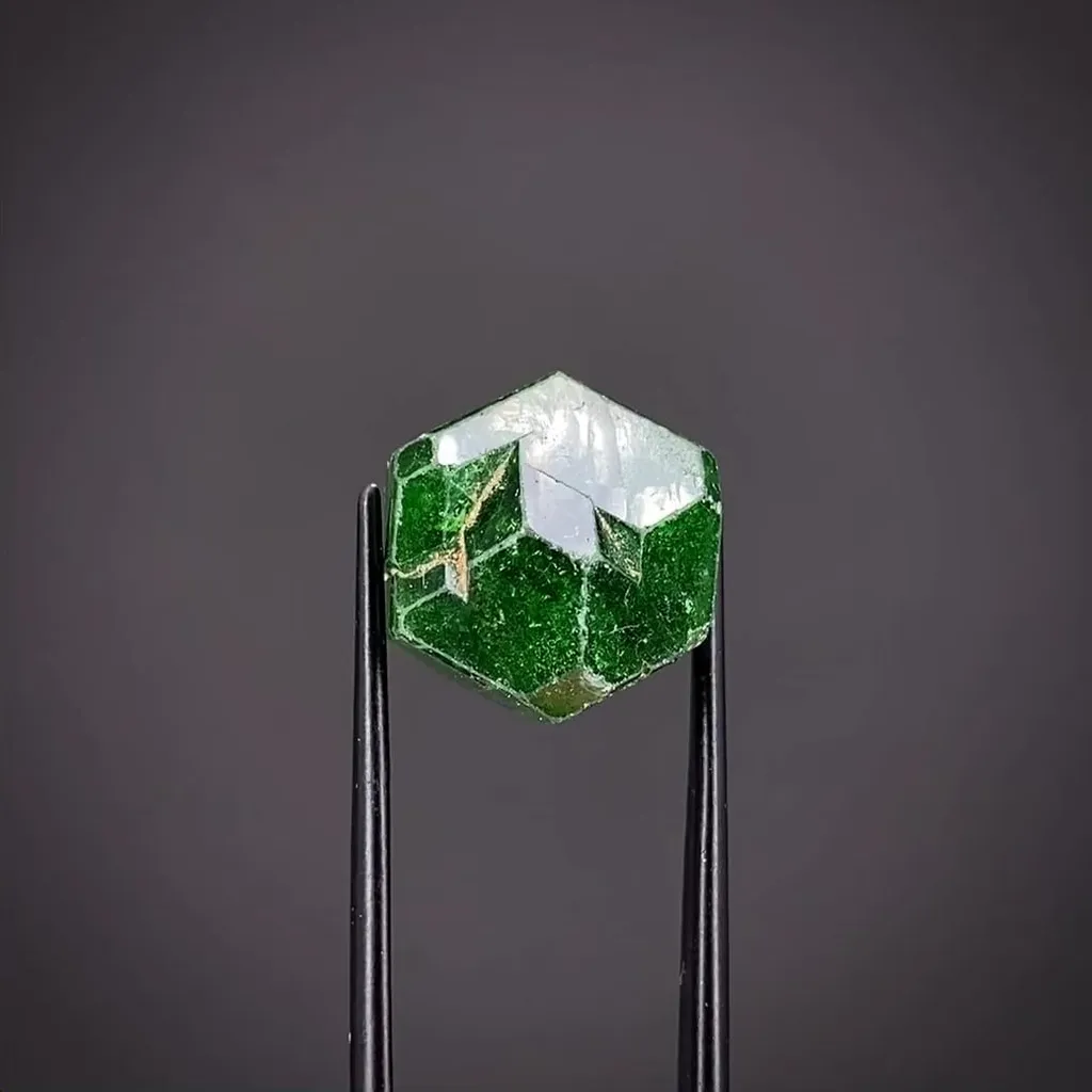 Vanadian Uvite image