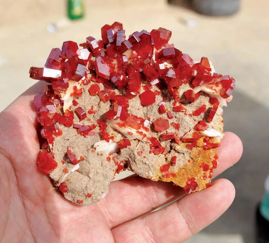 Vanadinite - image 2