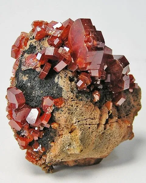 Vanadinite image