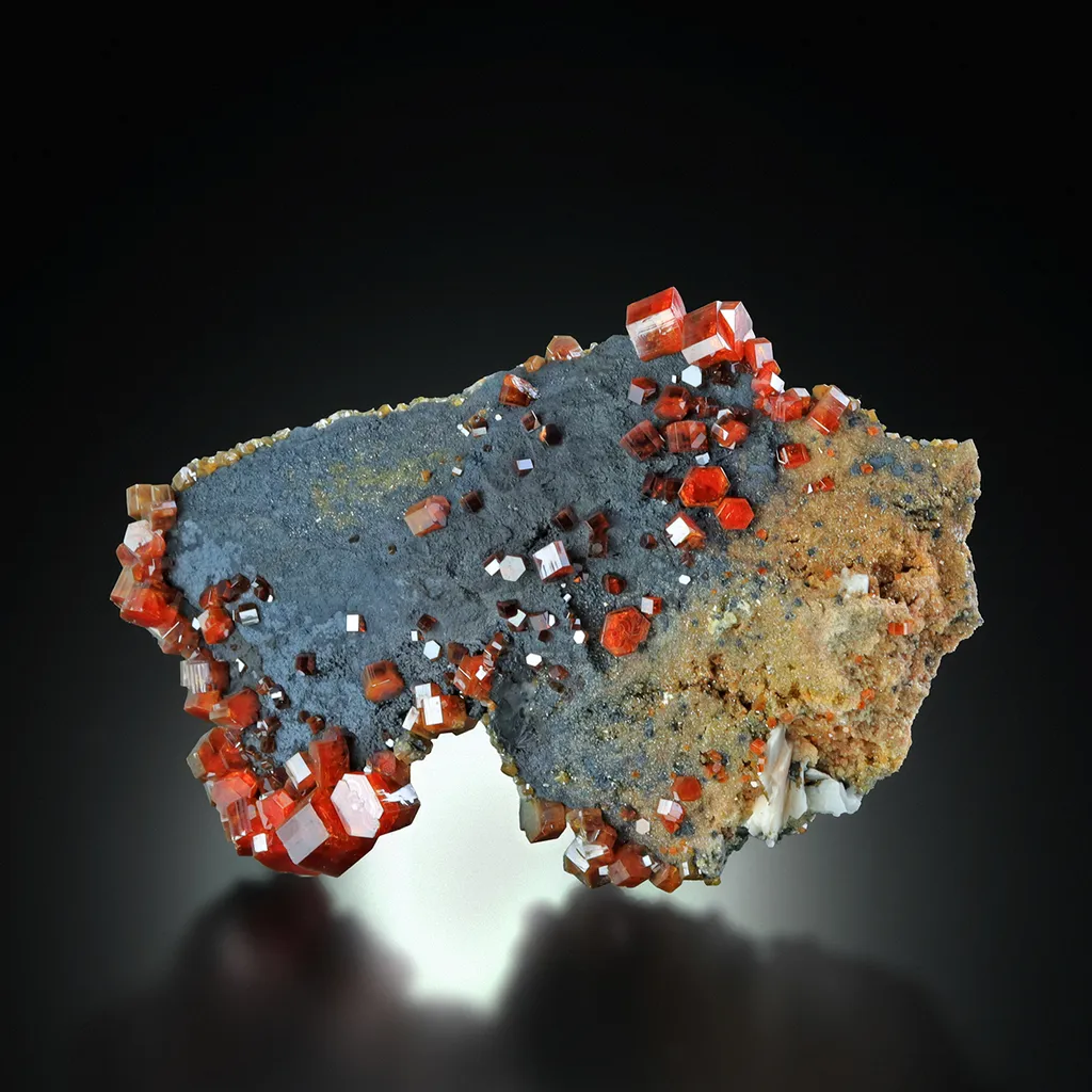 Vanadinite - image 3