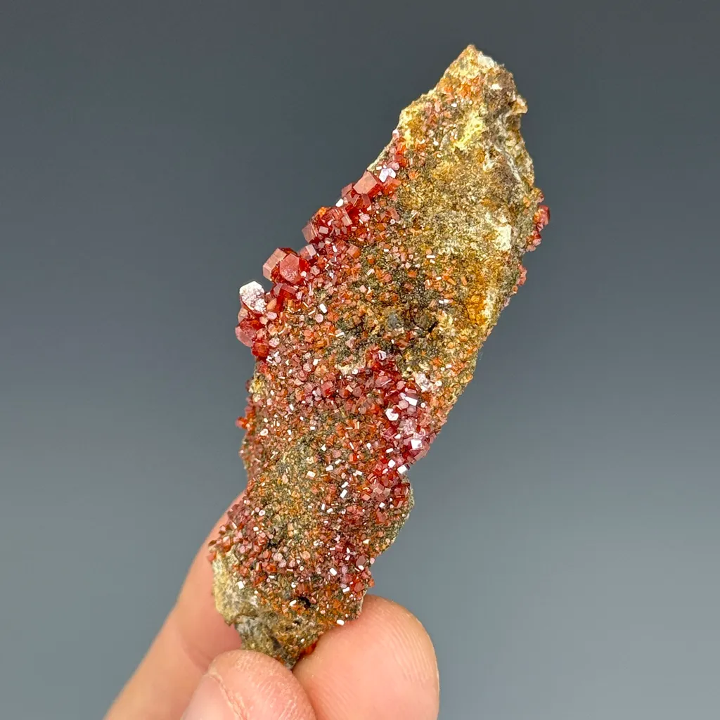 Vanadinite - image 2