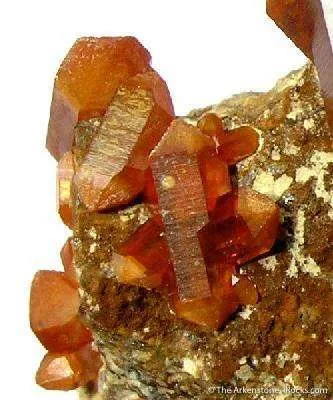 Vanadinite - image 3