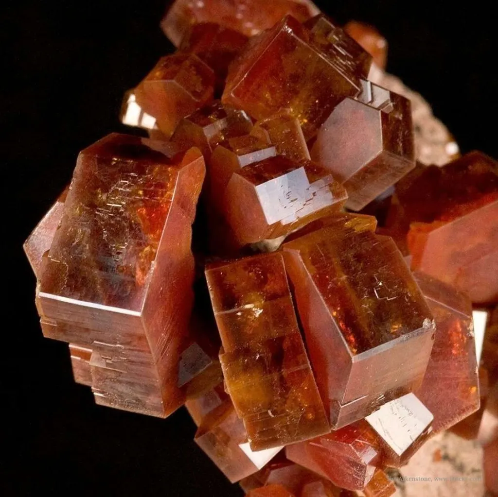 Vanadinite - image 6