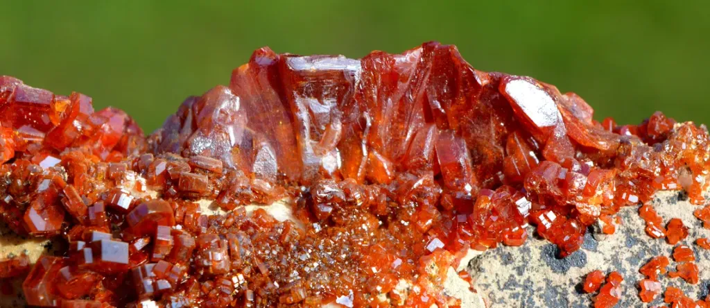 Vanadinite 206 grams - Mibladen, Aït Oufella Caïdat, Midelt Province, Drâa-Tafilalet Region, Morocco - image 2