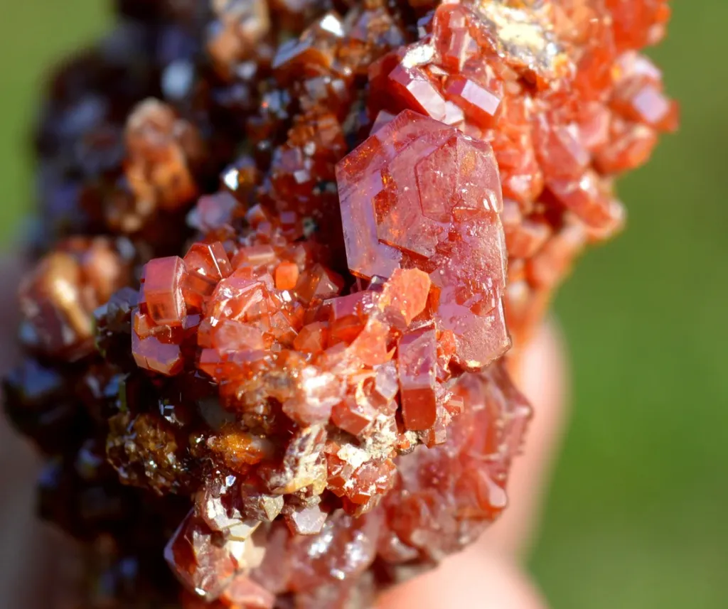 Vanadinite 206 grams - Mibladen, Aït Oufella Caïdat, Midelt Province, Drâa-Tafilalet Region, Morocco - image 4