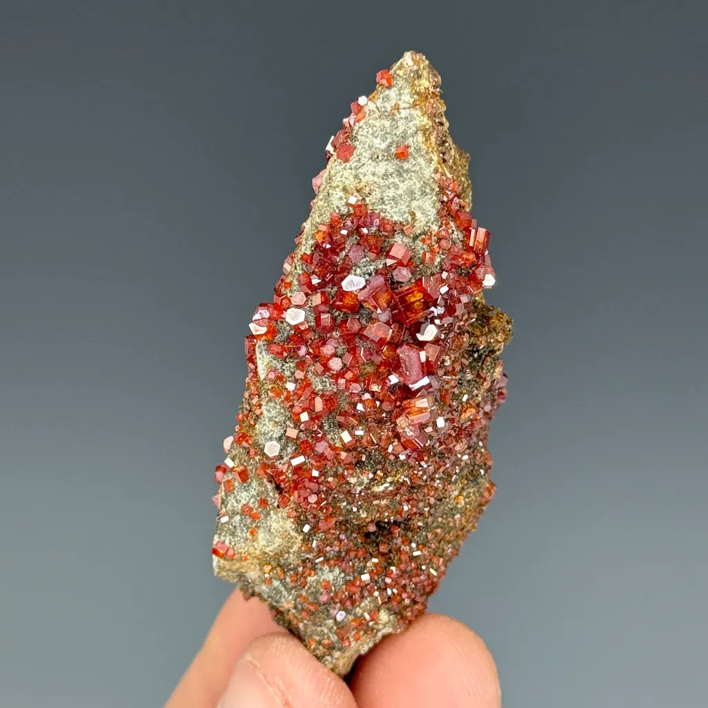 Vanadinite image